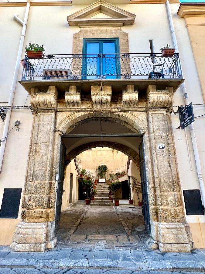 Cortile Umberto I Bed & Breakfast Cefalù Dış mekan fotoğraf