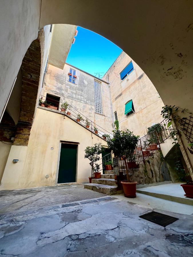 Cortile Umberto I Bed & Breakfast Cefalù Dış mekan fotoğraf