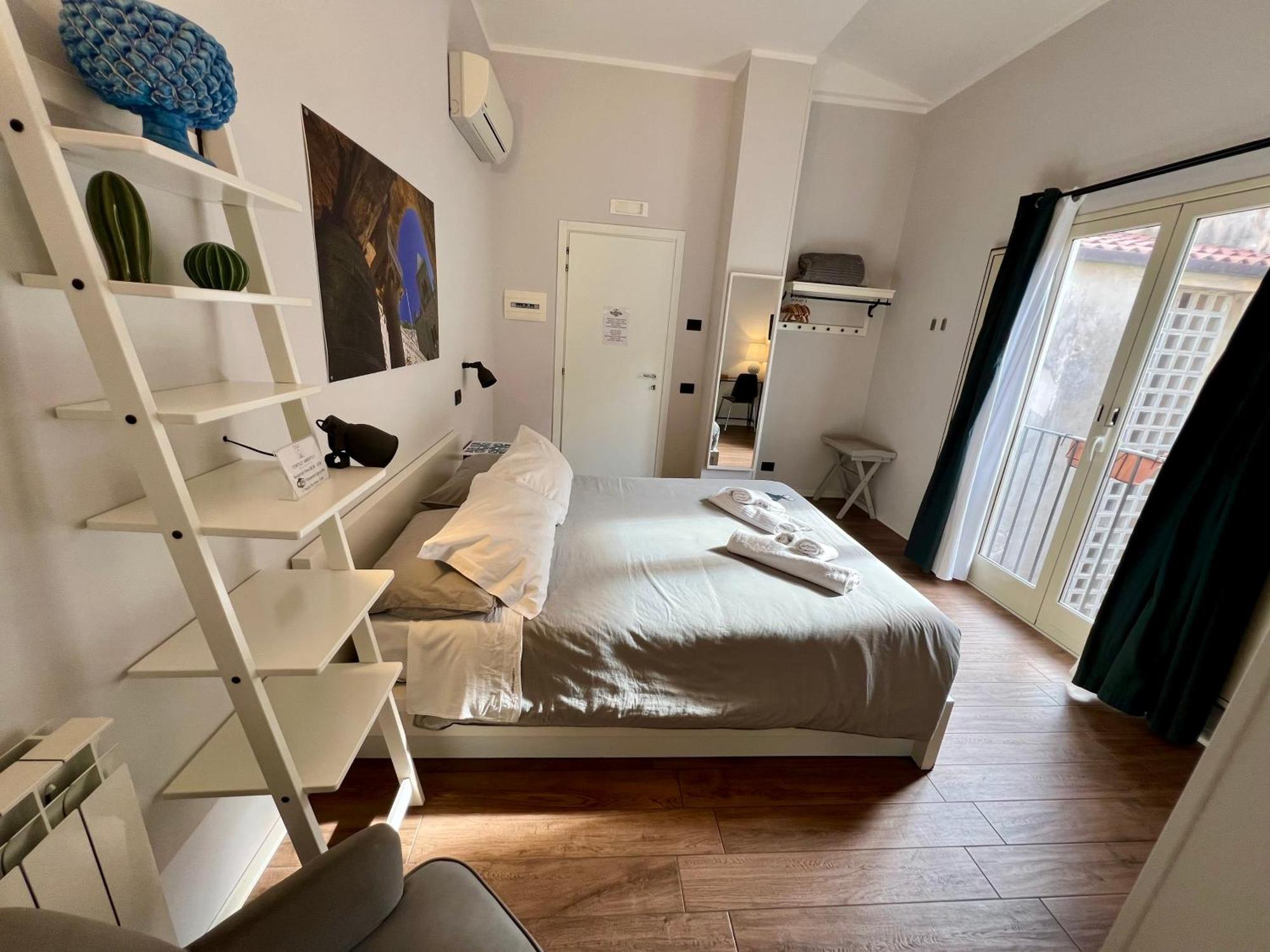 Cortile Umberto I Bed & Breakfast Cefalù Dış mekan fotoğraf